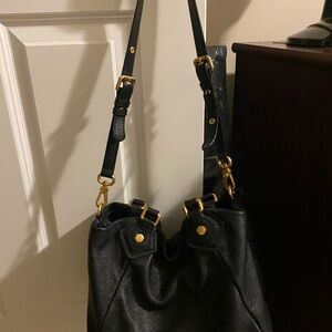 Elegant Black Leather Shoulder Bag